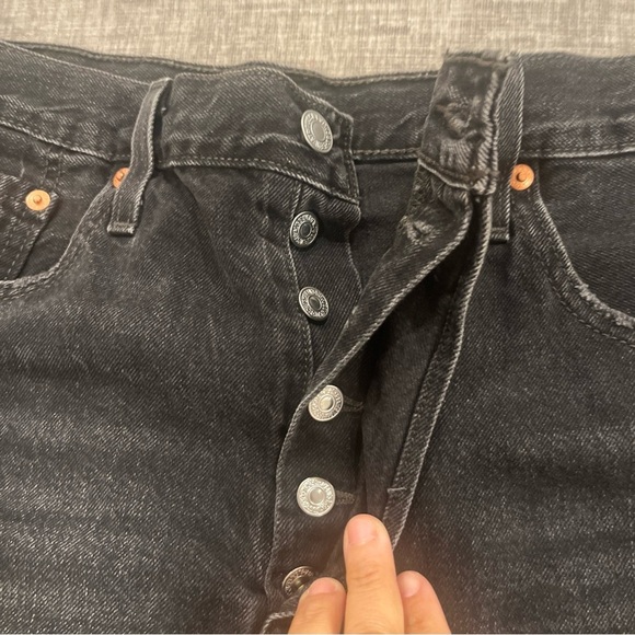 Levi's 501 Big E Premium Cutoff Jean Shorts 32 - Picture 2 of 7